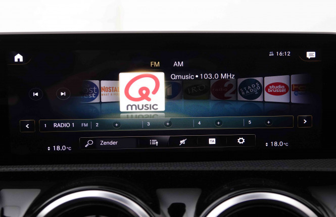 MERCEDES_MERCEDES_CLA_2548339_12.jpg