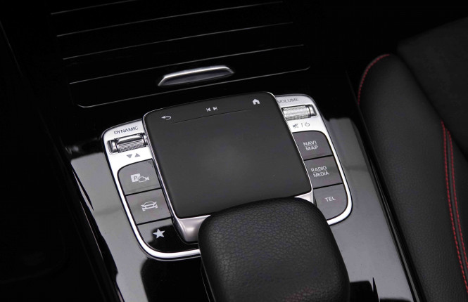 MERCEDES_MERCEDES_CLA_2548339_15.jpg