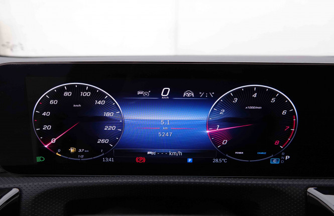 MERCEDES_MERCEDES_CLA_2548914_16.jpg