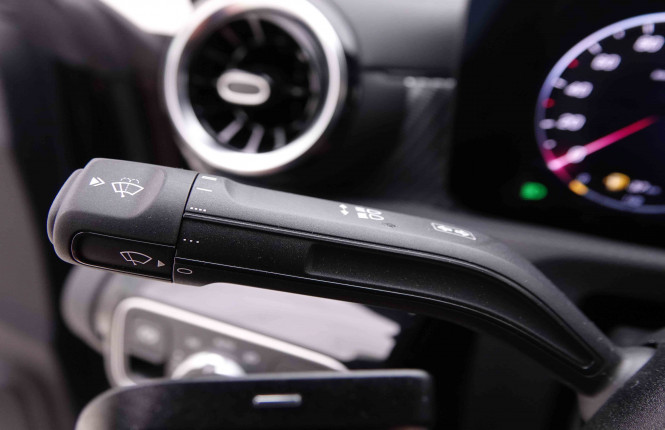 MERCEDES_MERCEDES_CLA_2548914_17.jpg