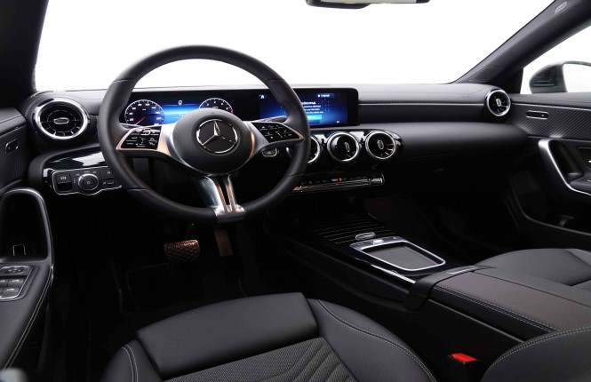 MERCEDES_MERCEDES_CLA_2548914_7.jpg