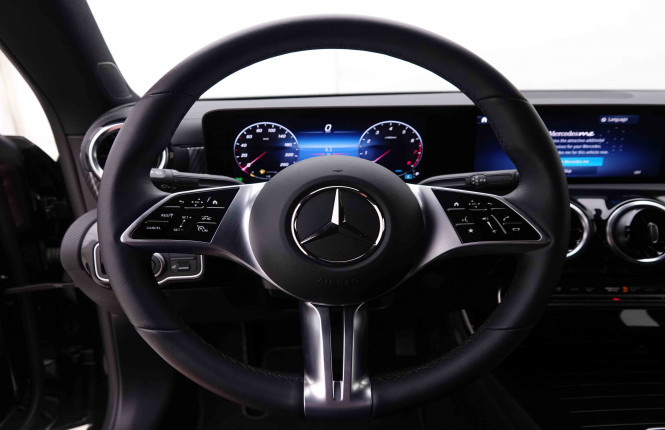 MERCEDES_MERCEDES_CLA_2548914_9.jpg