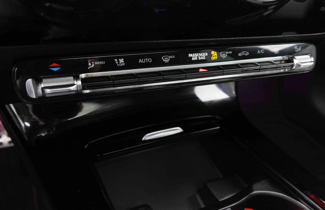 MERCEDES_MERCEDES_CLA_2550125_17.jpg