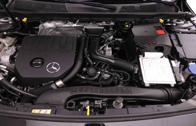 MERCEDES_MERCEDES_CLA_2550735_22.jpg