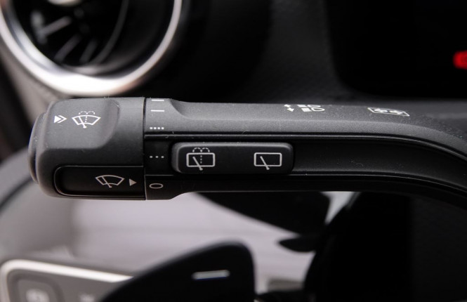 MERCEDES_MERCEDES_CLA_2551339_17.jpg MERCEDES_MERCEDES_CLA_2551339_17.jpg