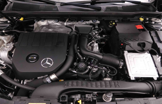 MERCEDES_MERCEDES_CLA_2652456_27.jpg