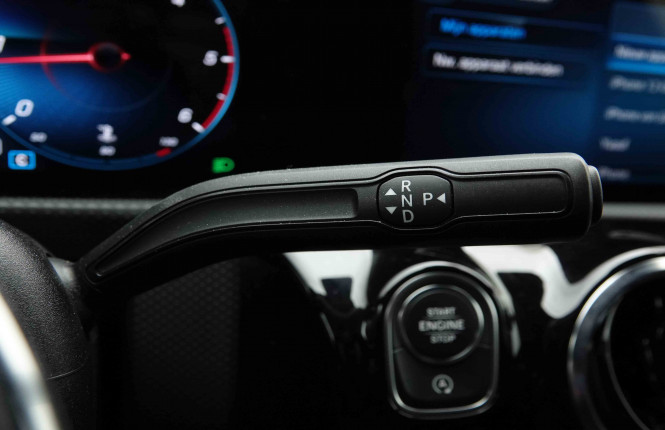 MERCEDES_MERCEDES_CLA_2654295_18.jpg