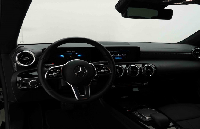 MERCEDES_MERCEDES_CLA_2654295_9.jpg
