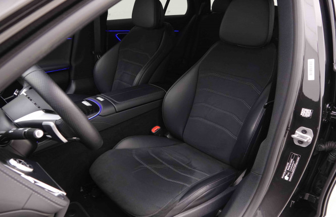 MERCEDES_MERCEDES_EKLASSE_2548881_7.jpg MERCEDES_MERCEDES_EKLASSE_2548881_7.jpg