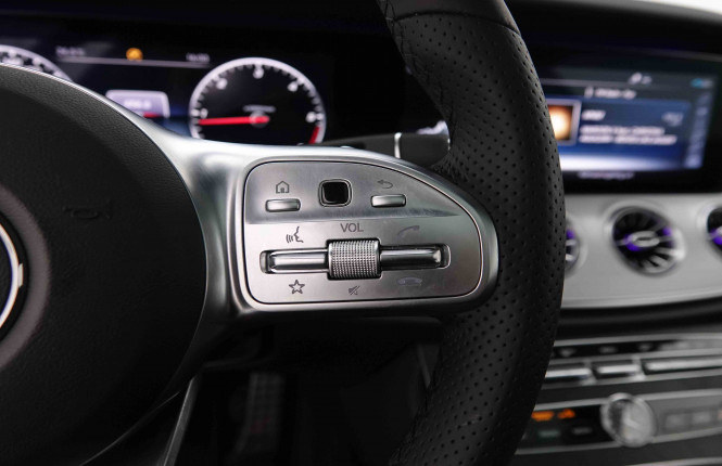 MERCEDES_MERCEDES_EKLASSE_2549450_22.jpg MERCEDES_MERCEDES_EKLASSE_2549450_22.jpg