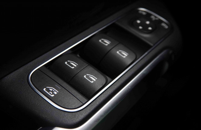 MERCEDES_MERCEDES_EQB_2551260_23.jpg MERCEDES_MERCEDES_EQB_2551260_23.jpg