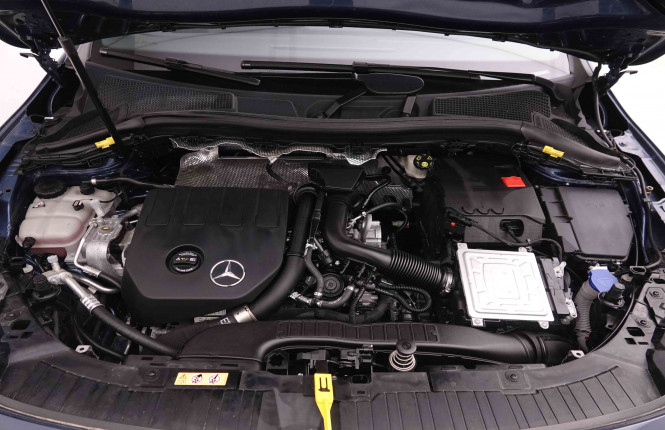 MERCEDES_MERCEDES_GLA_2550247_25.jpg