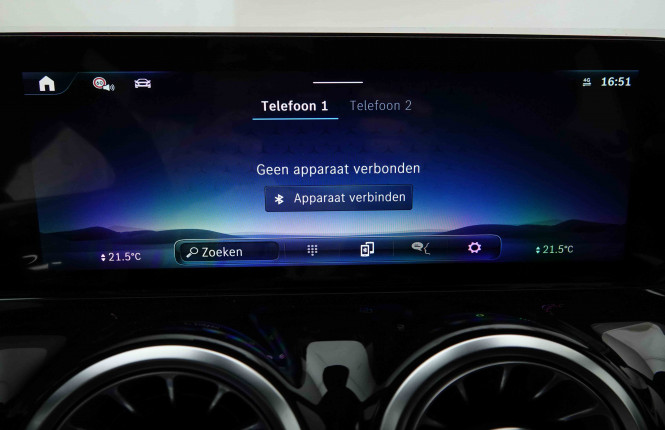 MERCEDES_MERCEDES_GLA_2653221_12.jpg