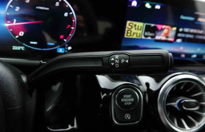 MERCEDES_MERCEDES_GLA_2653221_17.jpg