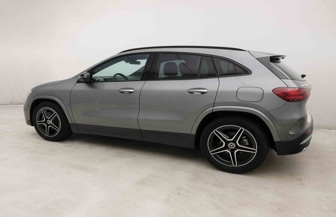MERCEDES_MERCEDES_GLA_2653221_28.jpg