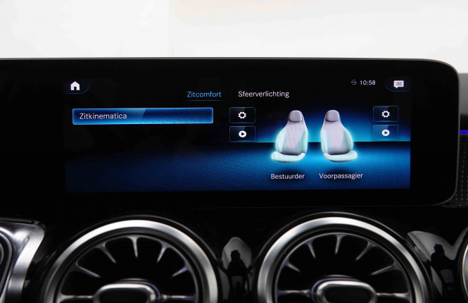 MERCEDES_MERCEDES_GLB_2550298_16.jpg