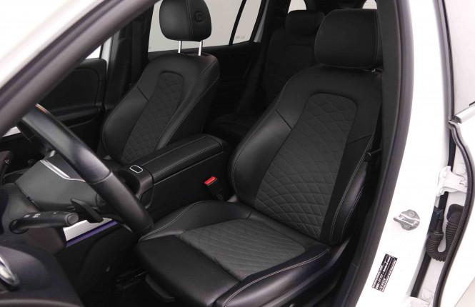 MERCEDES_MERCEDES_GLB_2550298_7.jpg