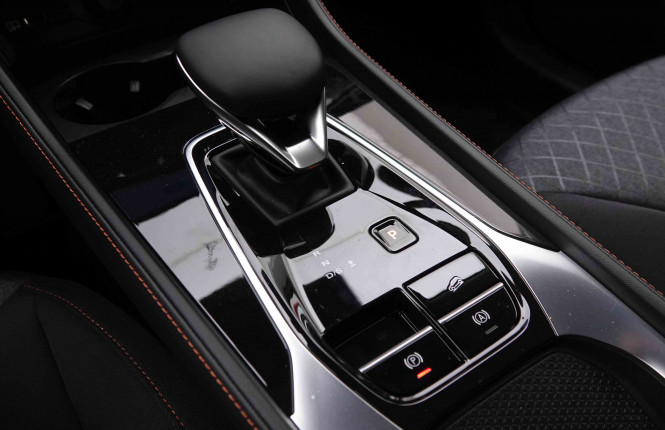 MG_MG_HS_2549253_14.jpg MG_MG_HS_2549253_14.jpg