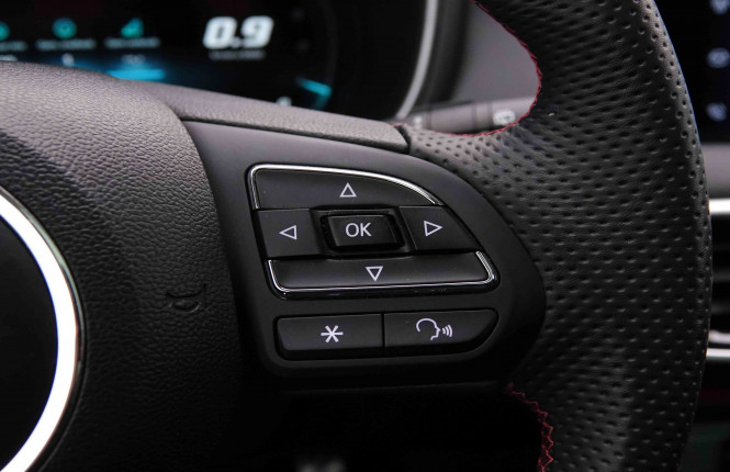 MG_MG_HS_2652739_22.jpg MG_MG_HS_2652739_22.jpg