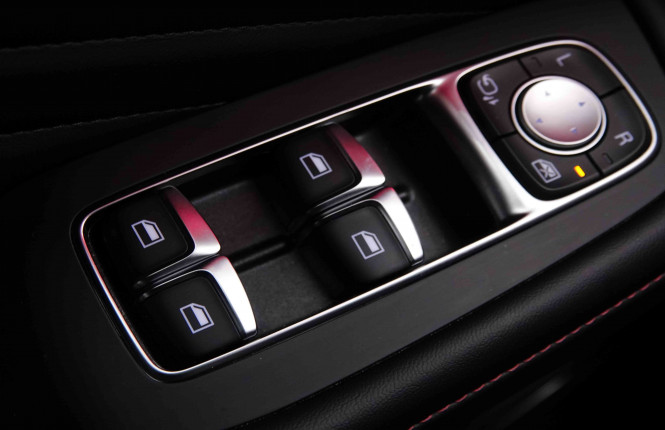 MG_MG_HS_2652739_23.jpg MG_MG_HS_2652739_23.jpg