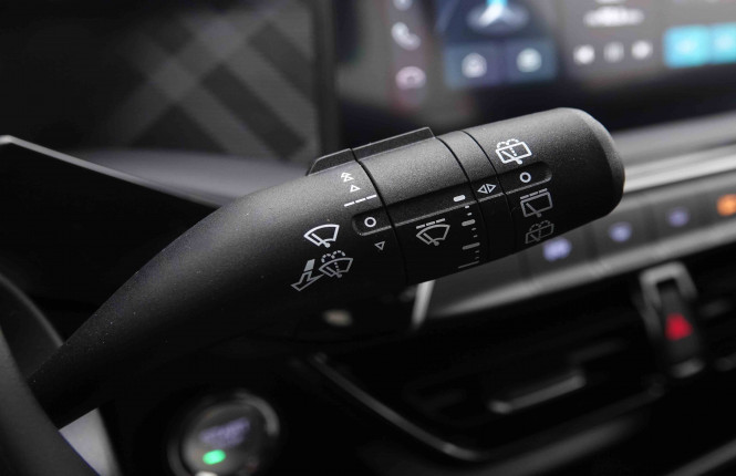 MG_MG_MG3_2549992_17.jpg MG_MG_MG3_2549992_17.jpg