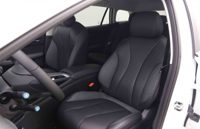 MG_MG_MG5_2550858_90.jpg MG_MG_MG5_2550858_90.jpg