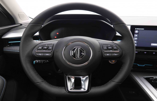 MG_MG_MG5_2550858_92.jpg MG_MG_MG5_2550858_92.jpg