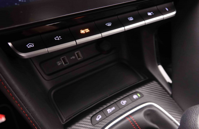 MG_MG_ZS_2548936_14.jpg