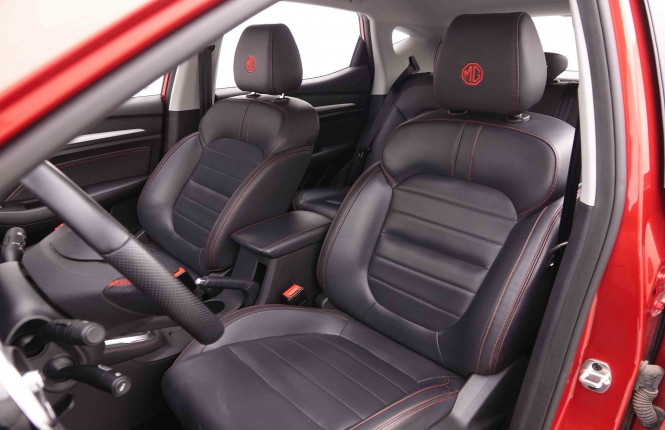 MG_MG_ZS_2548936_6.jpg