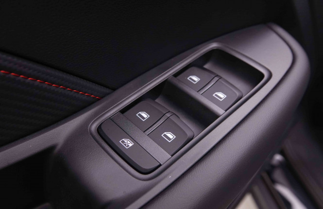 MG_MG_ZS_2549008_19.jpg