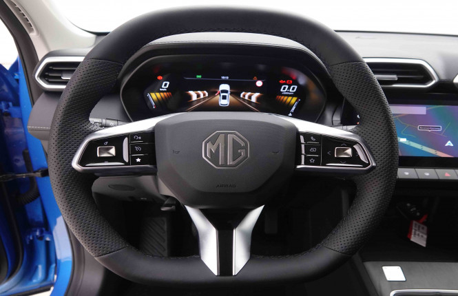 MG_MG_ZS_2549955_8.jpg