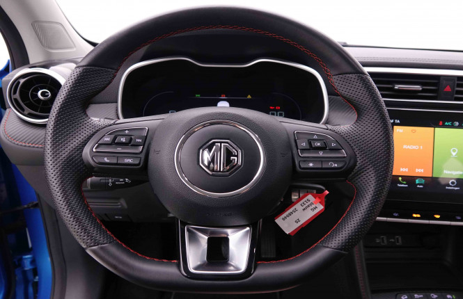 MG_MG_ZS_2550278_8.jpg