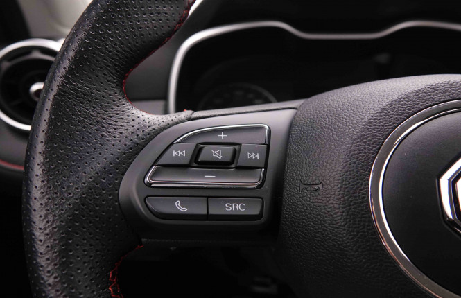 MG_MG_ZS_2550304_18.jpg