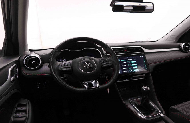 MG_MG_ZS_2550304_7.jpg