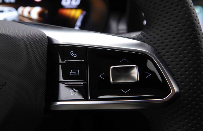 MG_MG_ZS_2551169_19.jpg MG_MG_ZS_2551169_19.jpg