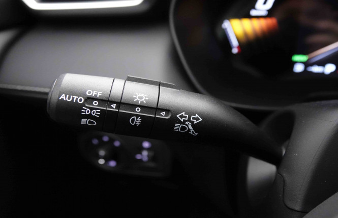 MG_MG_ZS_2652209_15.jpg MG_MG_ZS_2652209_15.jpg