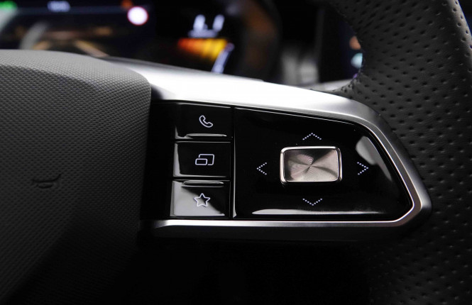 MG_MG_ZS_2652209_18.jpg MG_MG_ZS_2652209_18.jpg