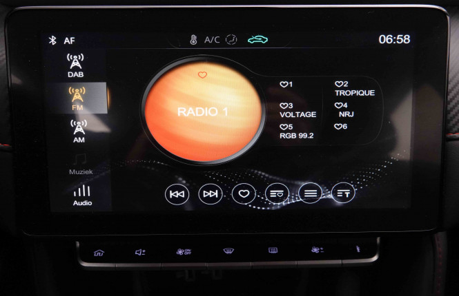 MG_MG_ZS_2652283_10.jpg MG_MG_ZS_2652283_10.jpg