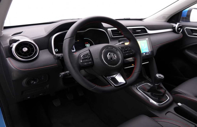 MG_MG_ZS_2654701_37.jpg