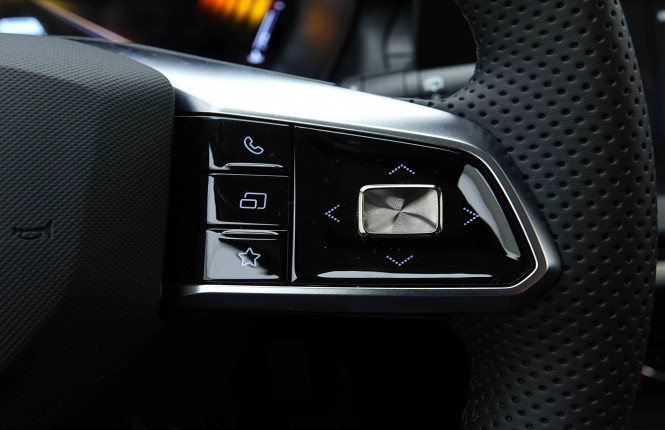 MG_MG_ZS_2654993_15.jpg