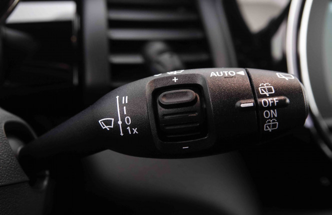 MINI_MINI_COOPERSE_2549534_18.jpg MINI_MINI_COOPERSE_2549534_18.jpg