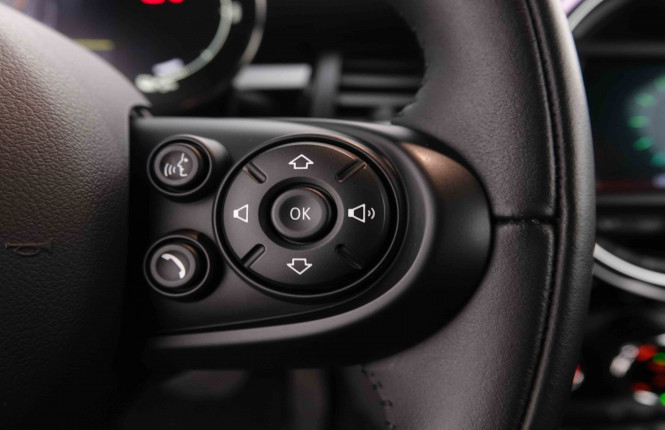 MINI_MINI_COOPERSE_2549534_20.jpg MINI_MINI_COOPERSE_2549534_20.jpg