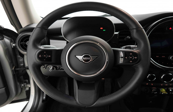 MINI_MINI_COOPERSE_2653689_8.jpg