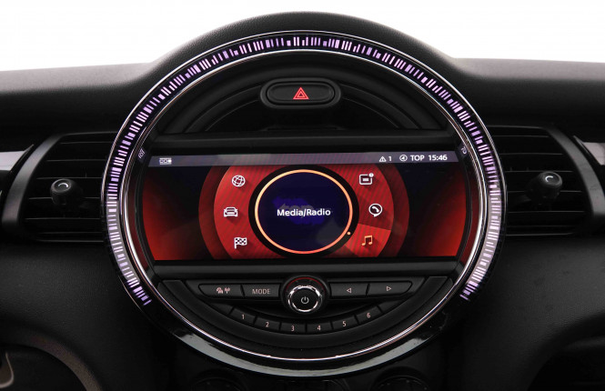 MINI_MINI_COOPERS_2548623_18.jpg