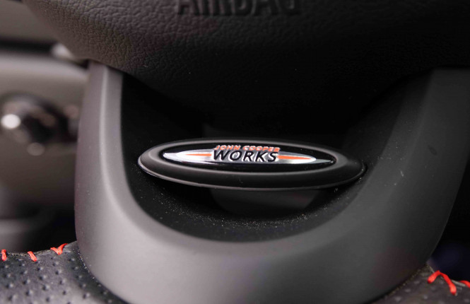 MINI_MINI_COOPERS_2548623_26.jpg