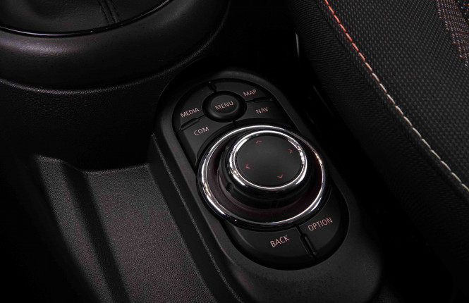 MINI_MINI_COOPER_2548677_43.jpg