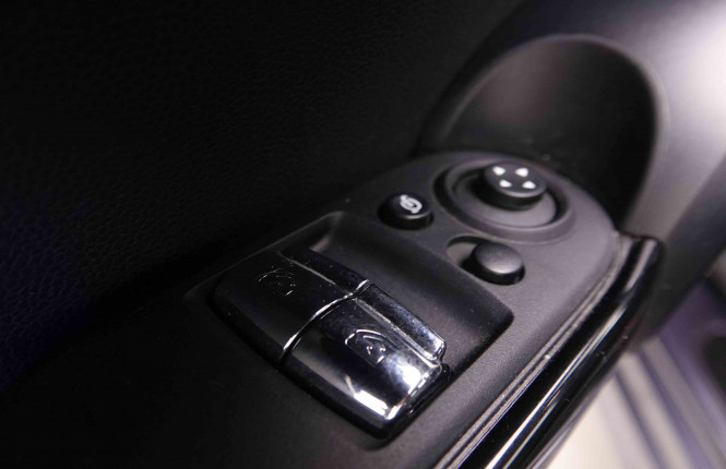 MINI_MINI_COOPER_2550224_20.jpg