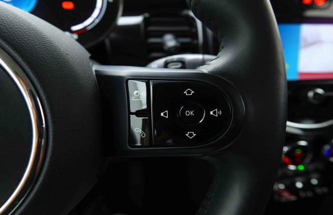 MINI_MINI_COOPER_2654922_17.jpg