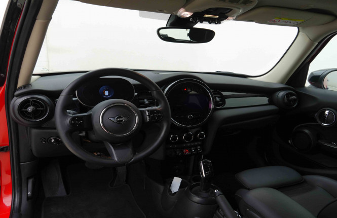 MINI_MINI_COOPER_2654922_7.jpg