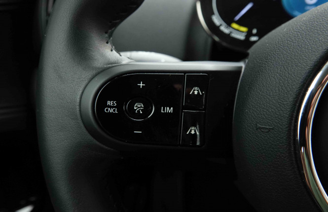 MINI_MINI_COUNTRYMAN_2654182_18.jpg